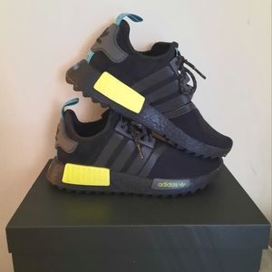 NMD-R1-TRJ Outdoor Style